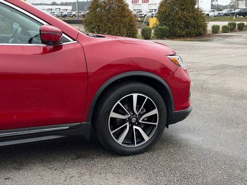 Certified 2017 Nissan Rogue SL w/ SL Premium Package image 8