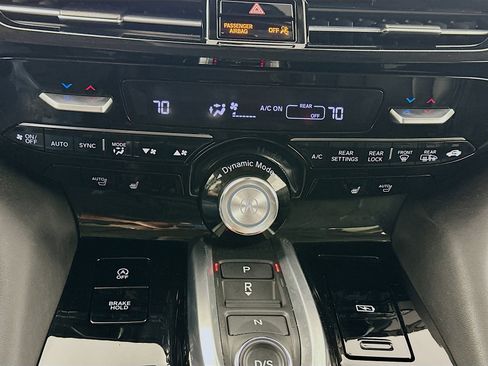 Used 2024 Acura MDX SH-AWD w/ Technology Package image 24