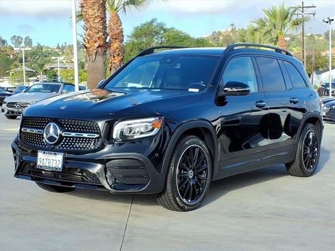Certified 2022 Mercedes-Benz GLB 250 image 1