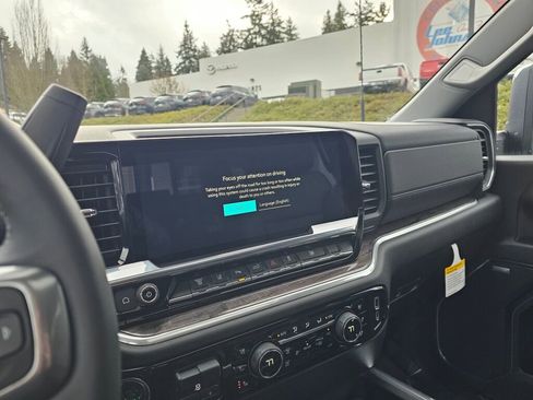 New 2026 Chevrolet Silverado 2500 LTZ w/ LTZ Premium Package image 15