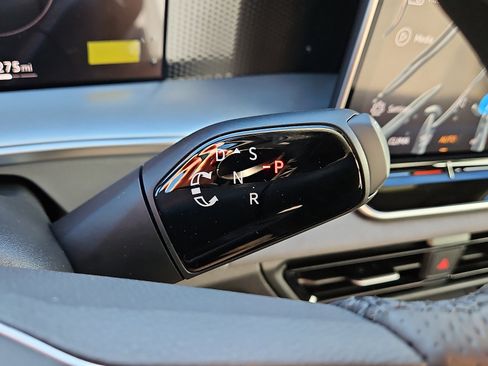 New 2026 Volkswagen Tiguan SE R-Line image 20