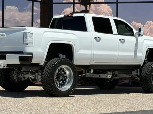 Used 2017 GMC Sierra 3500 Denali w/ Duramax Plus Package AWD/4WD image 12