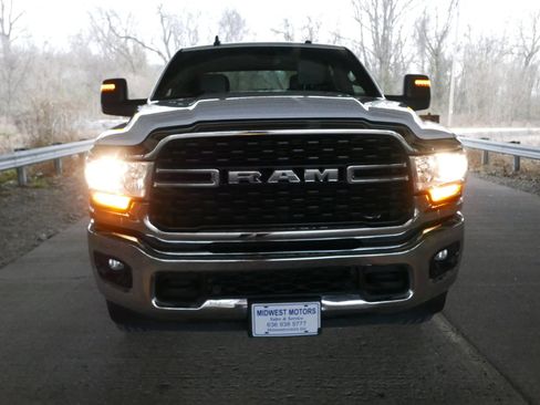 Used 2024 RAM 2500 Big Horn image 27