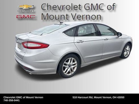 Used 2014 Ford Fusion SE image 5