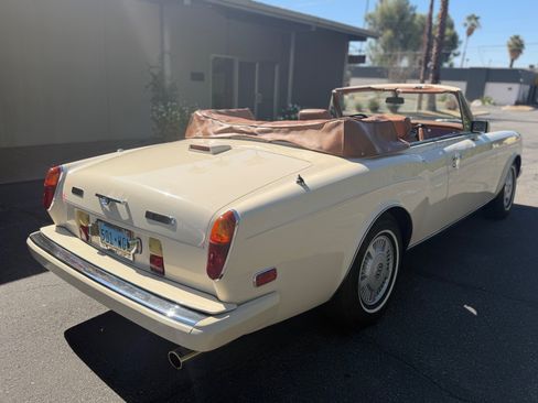 Used 1990 Bentley Continental RWD image 11