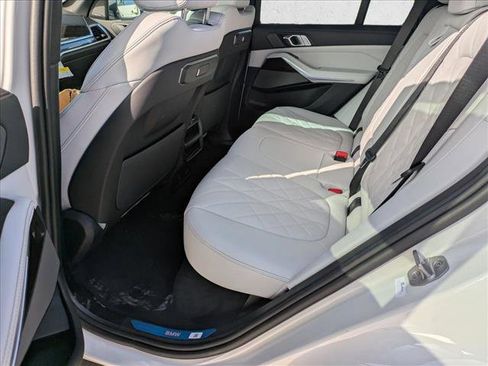 New 2026 BMW X5 sDrive40i w/ Premium Package image 16