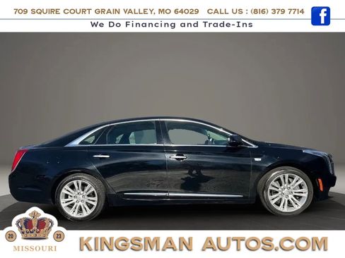 Used 2018 Cadillac XTS Luxury image 3