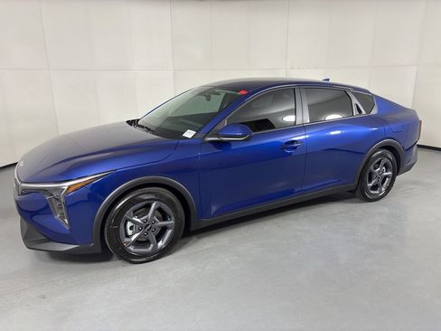 New 2026 Kia K4 FWD image 4