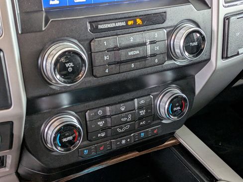 Used 2019 Ford F150 Lariat w/ Equipment Group 502A Luxury image 22