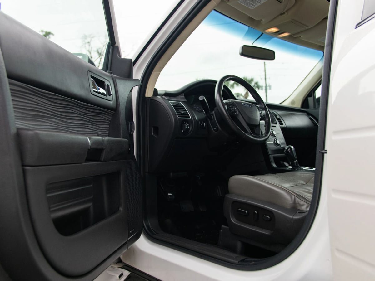 Used 2019 Ford Flex SEL w/ Equipment Group 202A FWD image 12
