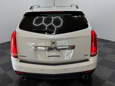 Used 2016 Cadillac SRX Luxury FWD image 10