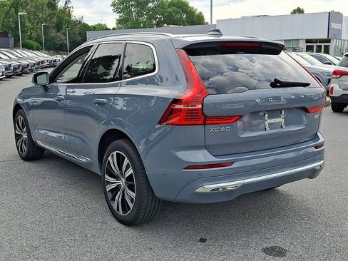 Certified 2023 Volvo XC60 B5 Plus w/ Climate Package AWD/4WD image 4