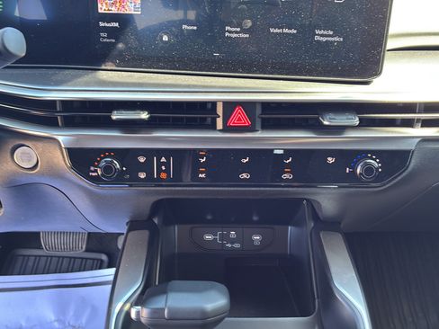 Certified 2026 Kia Sorento LX FWD image 28