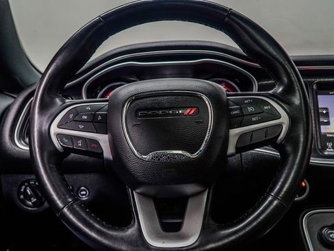 Used 2016 Dodge Challenger R/T Plus RWD image 31