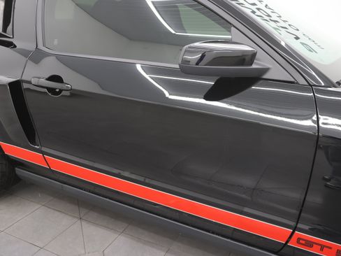 Used 2012 Ford Mustang Shelby GT500 w/ SVT Performance Pkg image 25