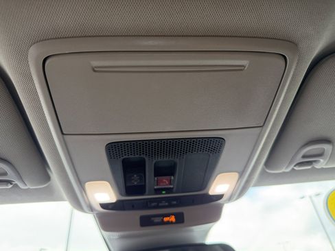 Used 2025 Honda Accord SE image 31