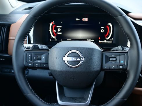 New 2026 Nissan Pathfinder Platinum image 20