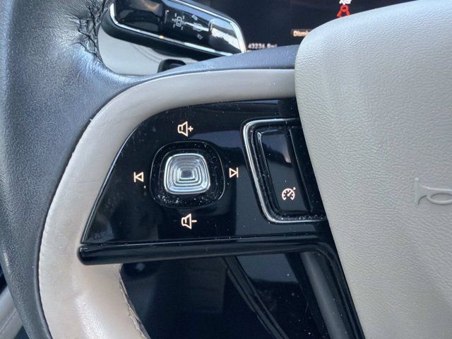 Used 2022 Lincoln Corsair Reserve FWD image 27