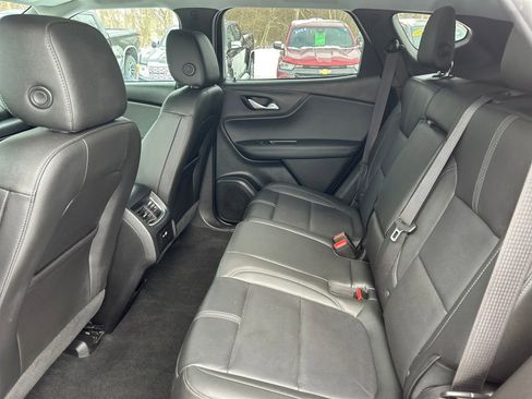 Used 2019 Chevrolet Blazer LT image 12
