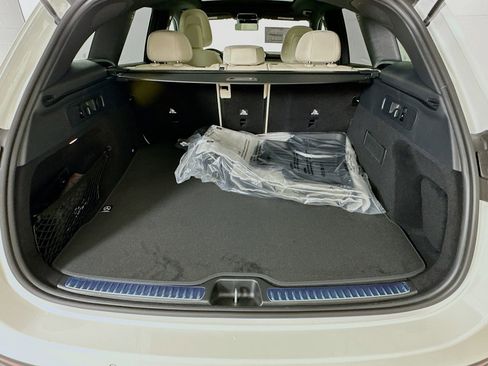 New 2026 Mercedes-Benz GLC 300 image 29