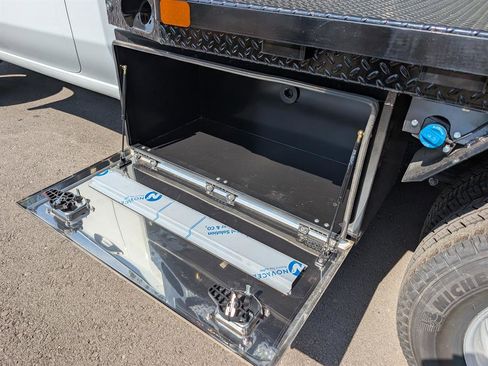 Used 2024 Chevrolet Silverado 3500 W/T w/ Snow Plow Prep Package image 18