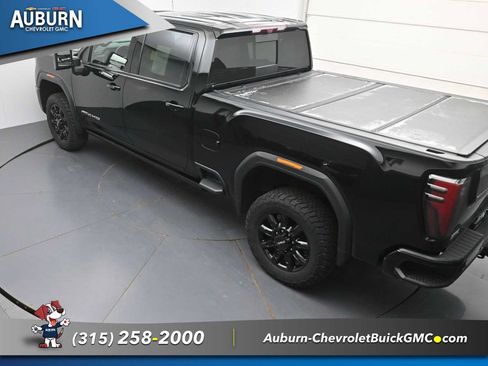 Used 2024 GMC Sierra 2500 AT4 w/ AT4 Premium Plus Package AWD/4WD image 32
