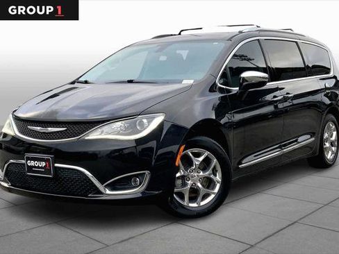 Certified 2019 Chrysler Pacifica Limited image 1