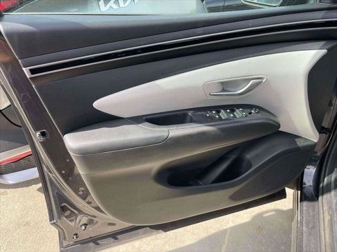Used 2023 Hyundai Tucson SE AWD/4WD image 13