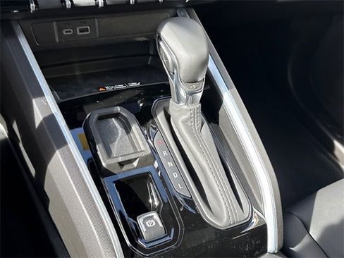 New 2026 Chevrolet Colorado LT image 9