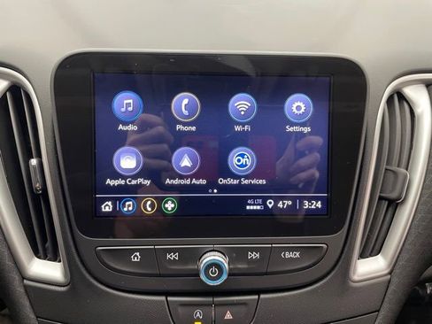 Used 2022 Chevrolet Malibu LS image 3