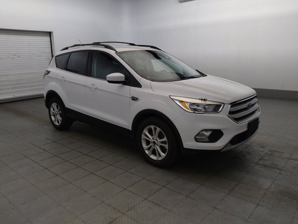 Used 2018 Ford Escape SE w/ Ford Safe & Smart Package AWD/4WD image 11