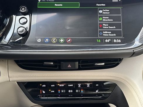 Used 2022 Buick Envision Essence w/ Safety Package image 19