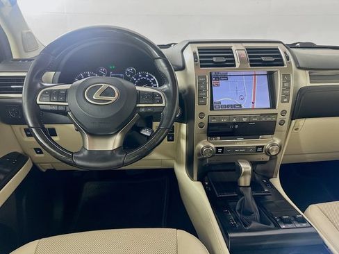 Used 2020 Lexus GX 460 Premium w/ Premium Package AWD/4WD image 22