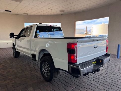 Used 2024 Ford F250 Lariat image 2