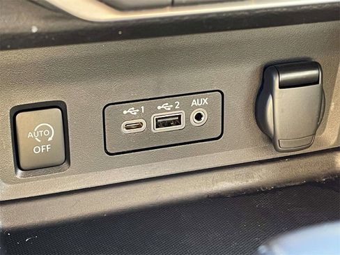 Used 2024 Nissan Sentra SR image 25