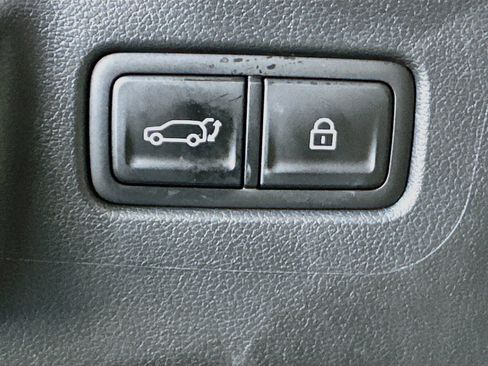 Used 2024 Hyundai Santa Fe SEL FWD image 29