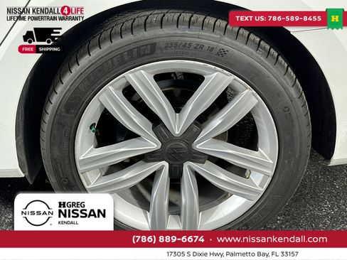 Used 2017 Volkswagen Passat 1.8T SEL Premium image 14