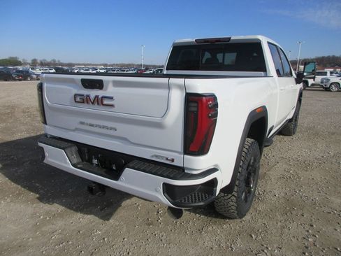 New 2026 GMC Sierra 3500 AT4 w/ AT4 Premium Plus Package image 4