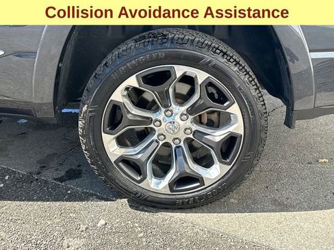 Used 2019 RAM 1500 Limited image 9