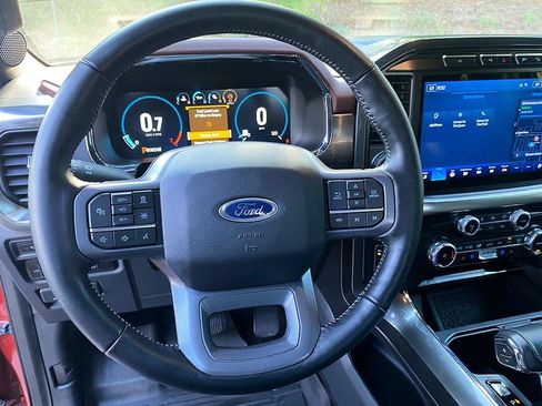 Used 2023 Ford F150 Lariat AWD/4WD image 14