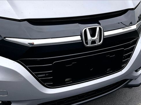 Used 2018 Honda HR-V EX image 27