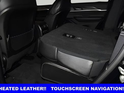 Used 2023 Jeep Grand Cherokee Limited AWD/4WD image 26