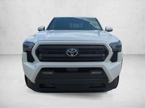 Certified 2024 Toyota Tacoma SR5 AWD/4WD image 2