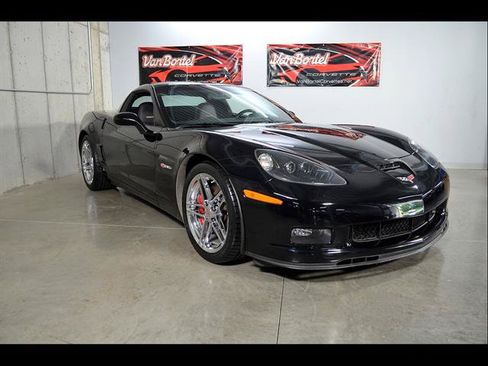 Used 2008 Chevrolet Corvette Z06 w/ Preferred Equipment Group RWD image 2