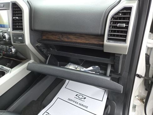 Used 2019 Ford F150 Lariat w/ Equipment Group 502A Luxury image 57