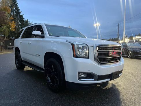 Used 2017 GMC Yukon SLT image 4