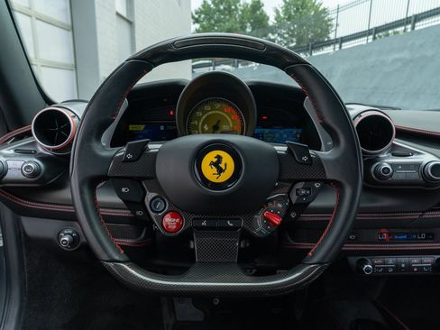 Used 2021 Ferrari F8 Tributo RWD image 34