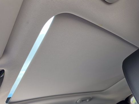 Used 2025 Kia Sportage EX w/ Premium Package FWD image 29