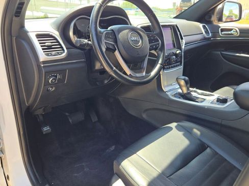 Used 2018 Jeep Grand Cherokee Limited AWD/4WD image 21