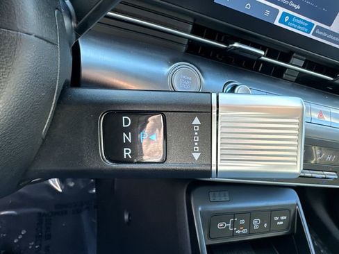 Used 2024 Hyundai Kona Limited FWD image 34
